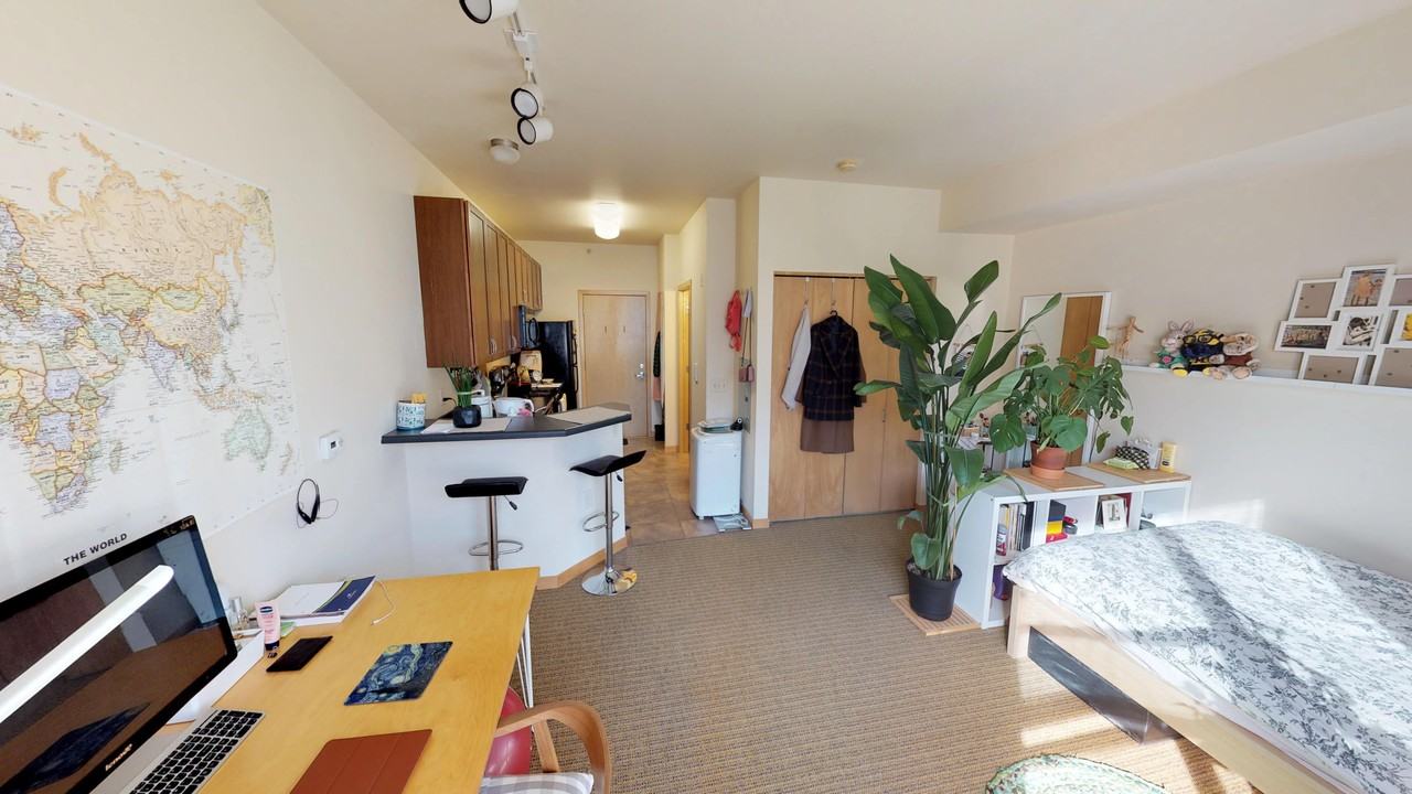 301 S Livingston St - Photo 2 of 19