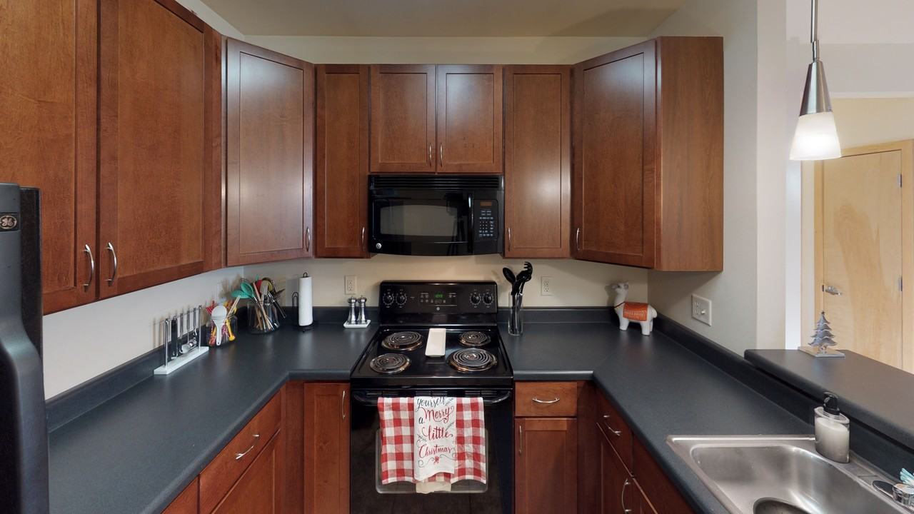 301 S Livingston St - Photo 5 of 19