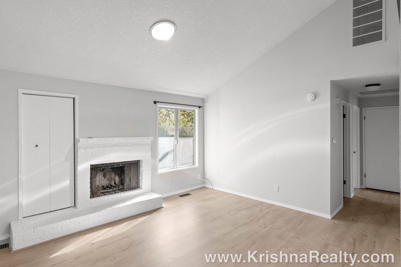 9957 Sw Scott Ct - Photo 4 of 23