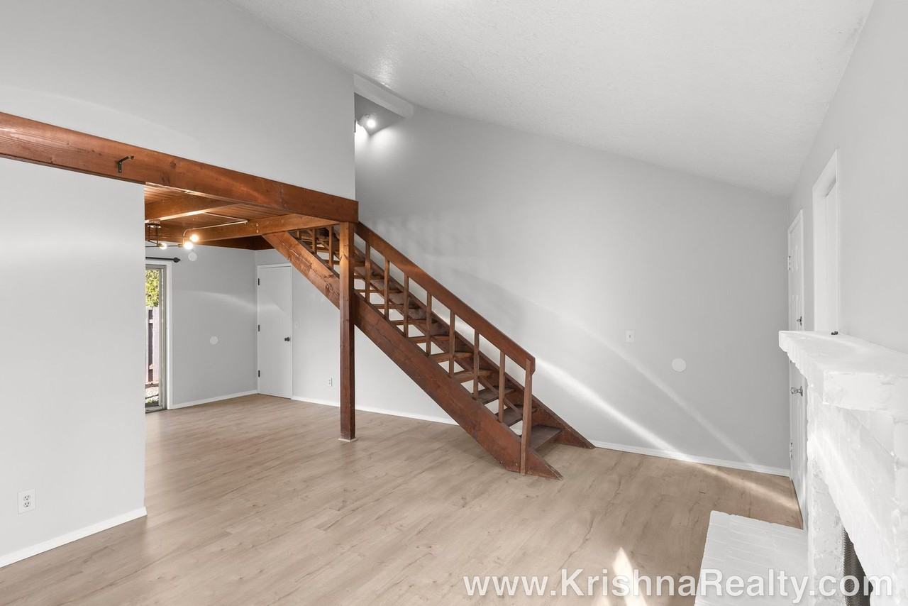 9957 Sw Scott Ct - Photo 6 of 23