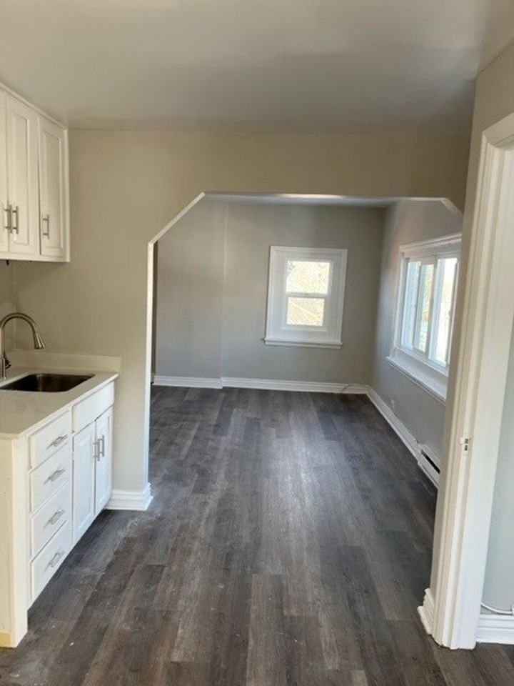 2149 N Lafayette St - Photo 2 of 18