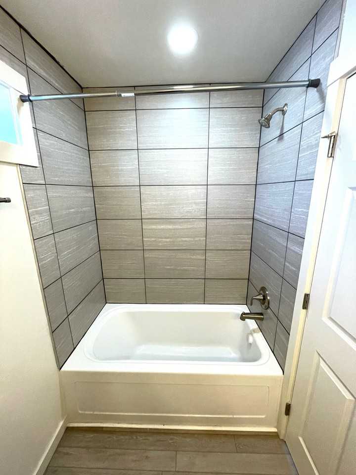 110 E Main St - Photo 3 of 9