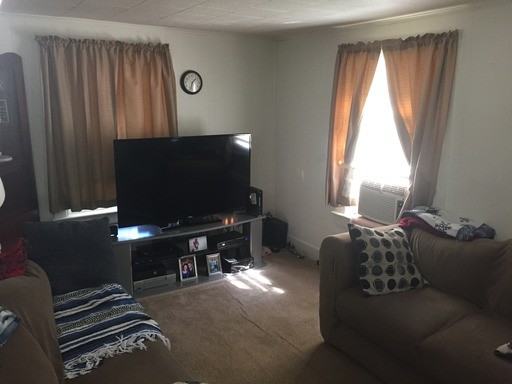 116 Circle Dr - Photo 3 of 13