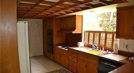 11351 Donovan Rd - Photo 3 of 9