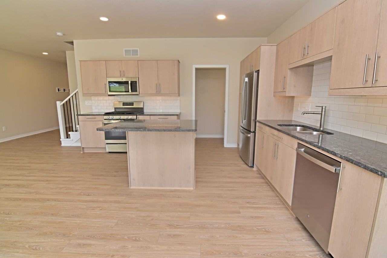 29 Crosby Park Dr #29 - Photo 4 of 41