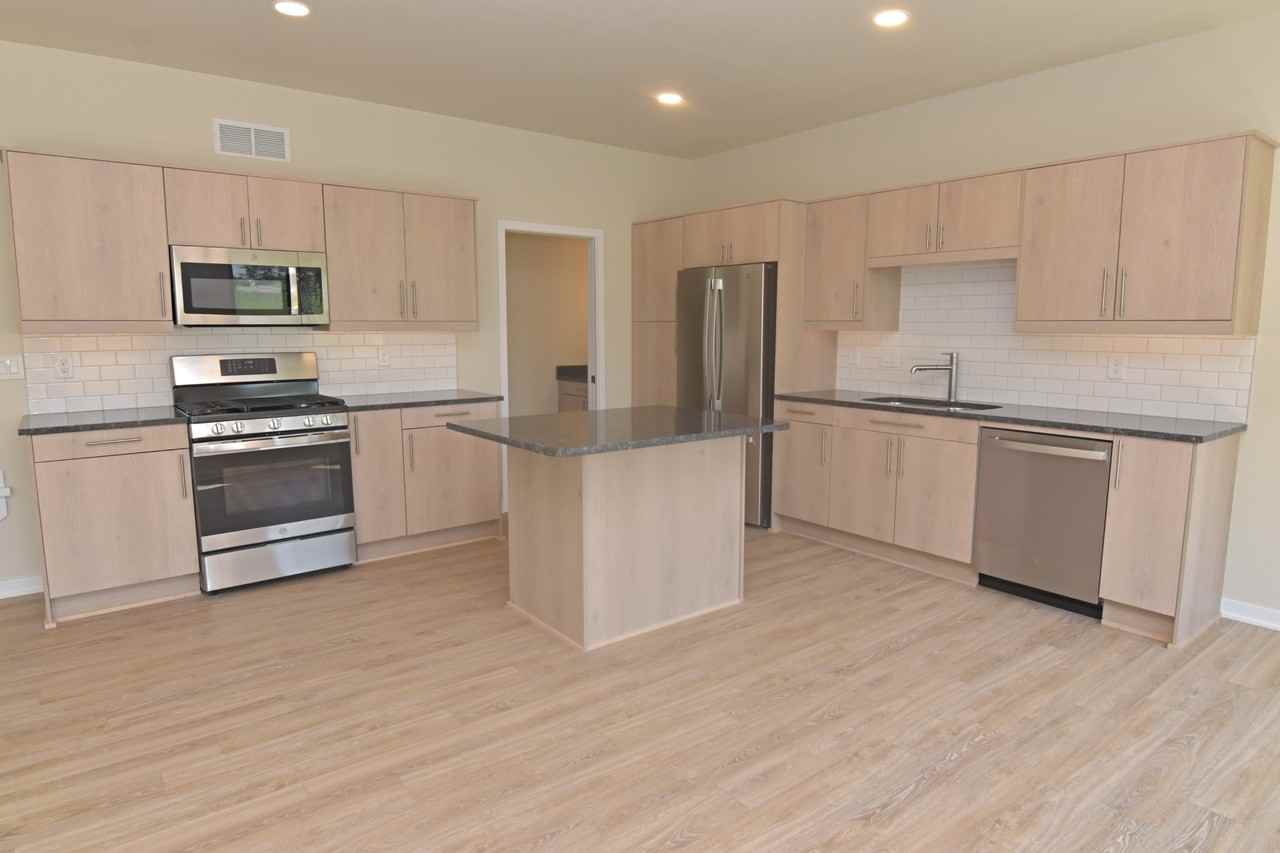 29 Crosby Park Dr #29 - Photo 5 of 41