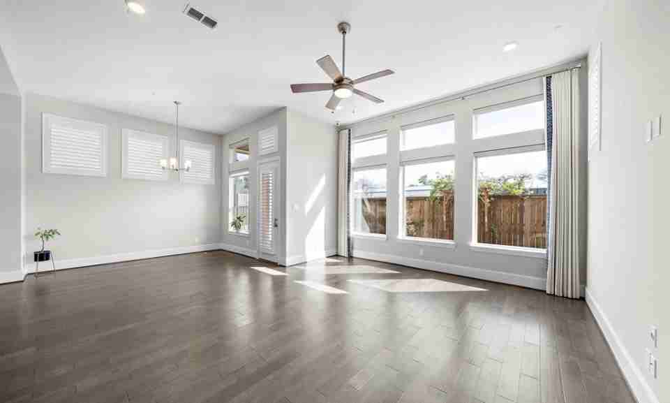 1403 Arkley Way #NA - Photo 3 of 19