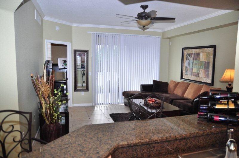 12990 Positano Cir #101 - Photo 4 of 15