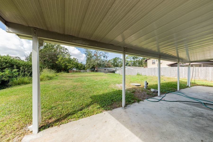 907 Lake Jessie Dr #B - Photo 6 of 7