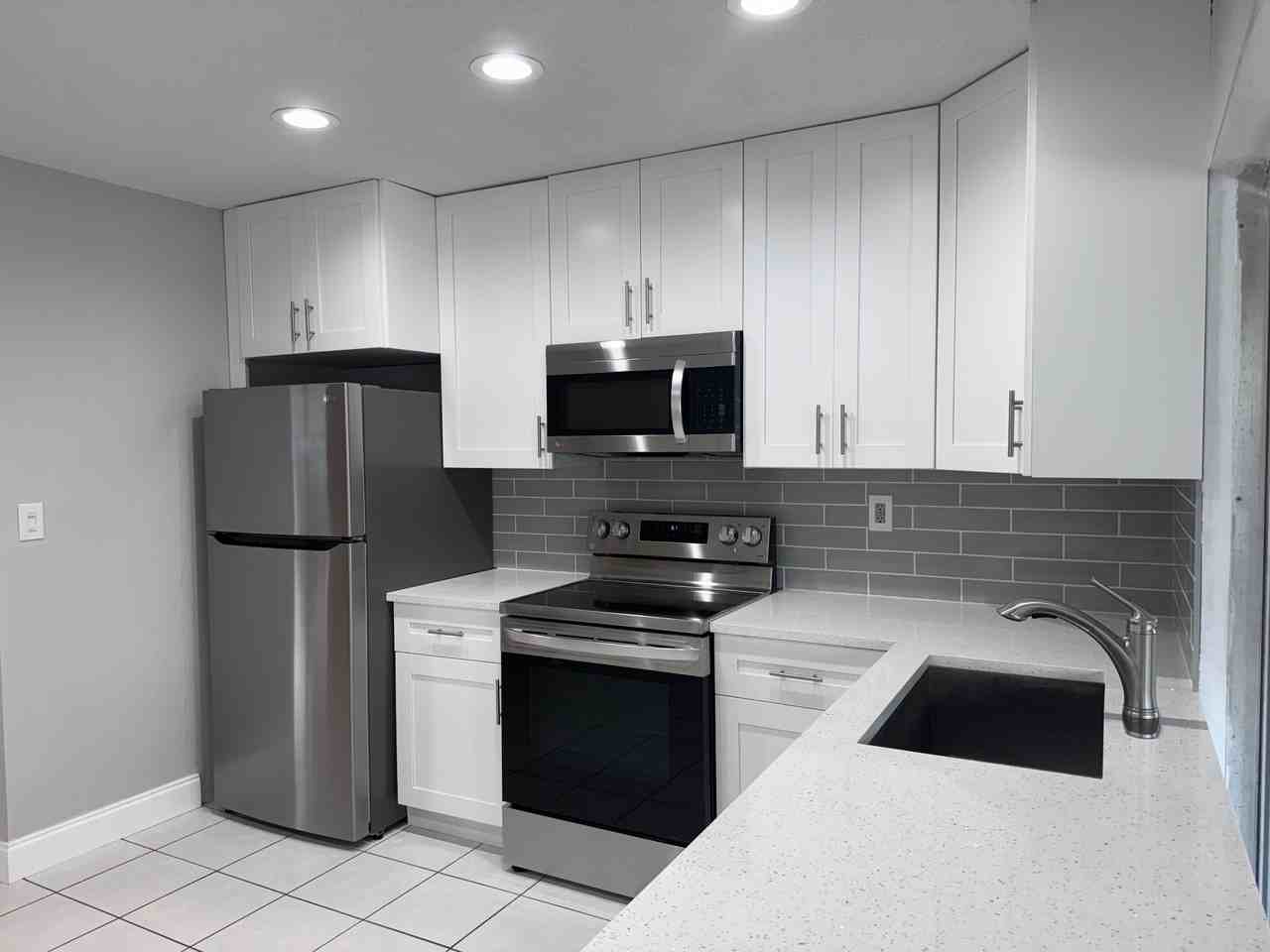 2616 Nw 49th St #NA - Photo 3 of 18