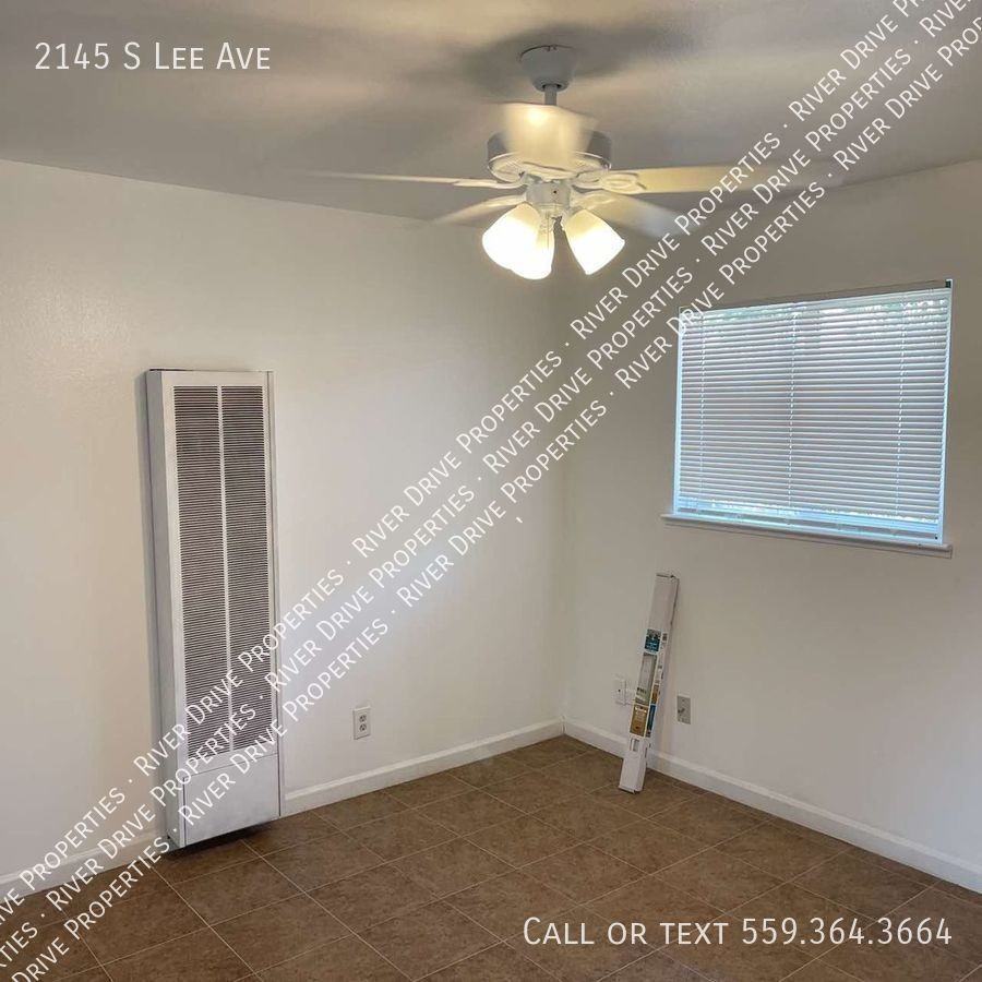 2145 S Lee Ave - Photo 2 of 9