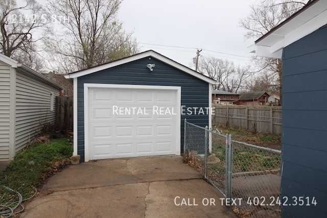 2142 S 8th St - Photo 2 of 22