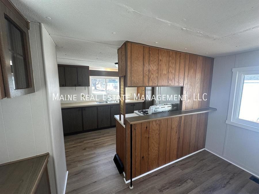 147 Main Rd #10 - Photo 2 of 11