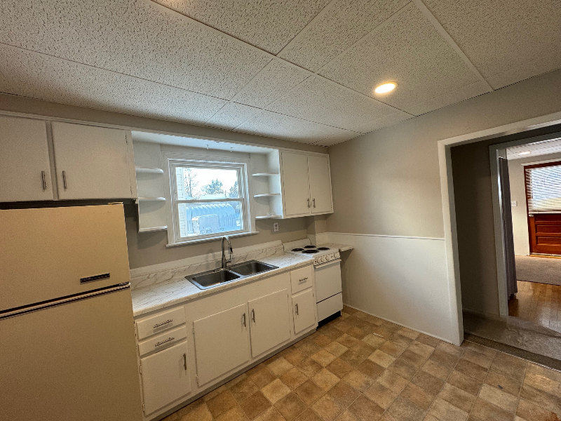 2233 Guilderland Ave #1 - Photo 2 of 10