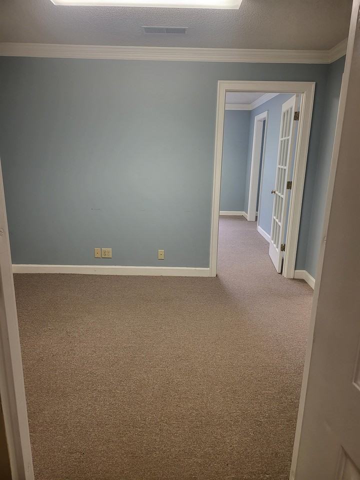 299 S Walnut Bend Rd - Photo 5 of 21