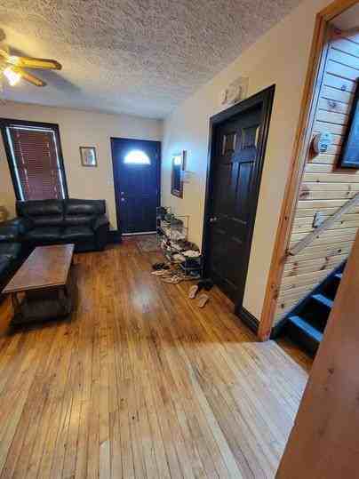 278 Hazel Street - Photo 6 of 12