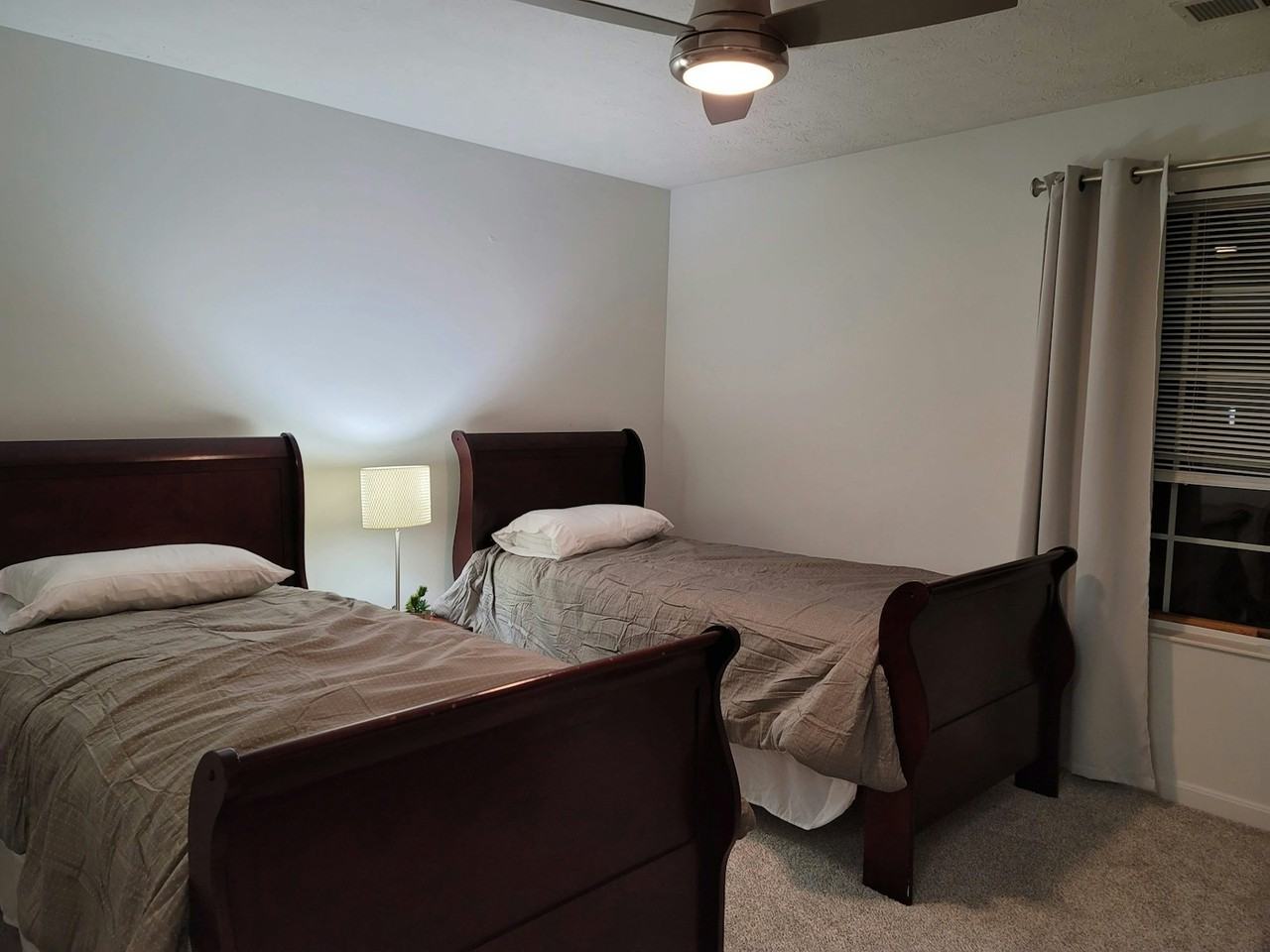 3126 Alexander Place, Unit 104 - Photo 5 of 9