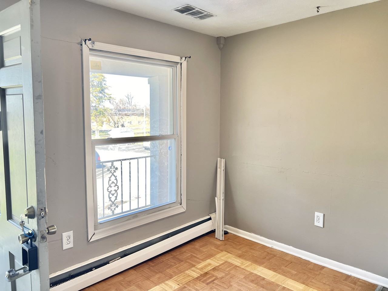 4501 South 6th StreetApartment 78 #78 - Photo 4 of 12