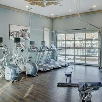 Bison Trails Apartments - Photo 4 of 16