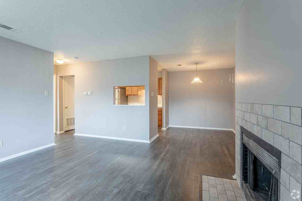 Foothills Apartments - Photo 2 of 40