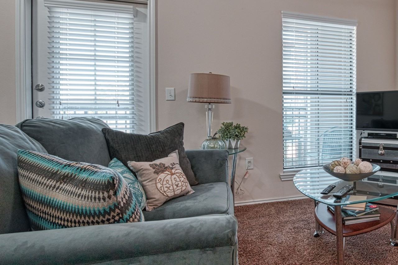 Legend Park Apartments - Photo 4 of 36