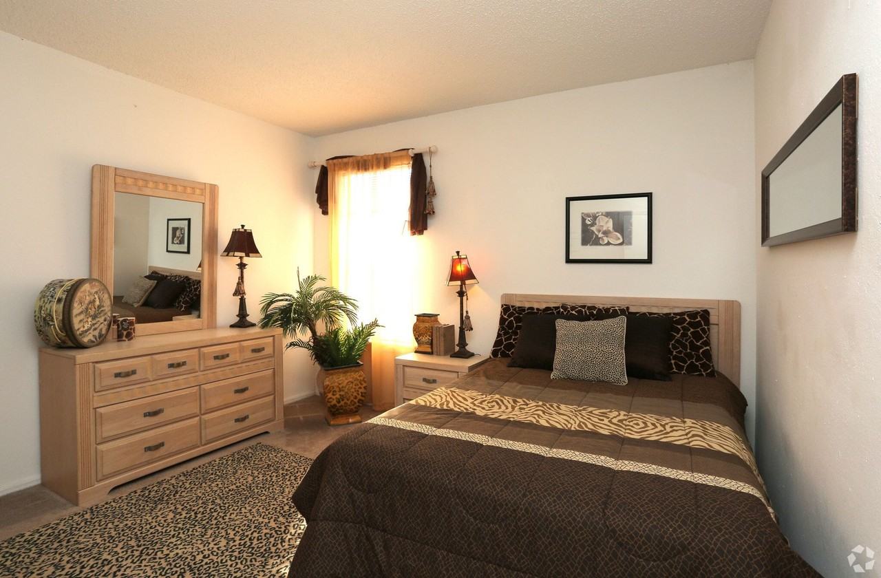 Stoneridge @ 36th Apartments - Photo 5 of 28