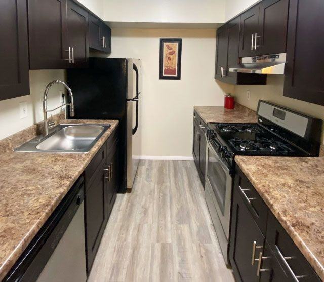 Fox Meadow Apartments - Photo 7 of 17