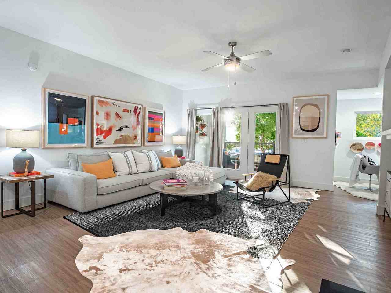 Pavilion Townplace at Inwood Village Apartments - Photo 2 of 50