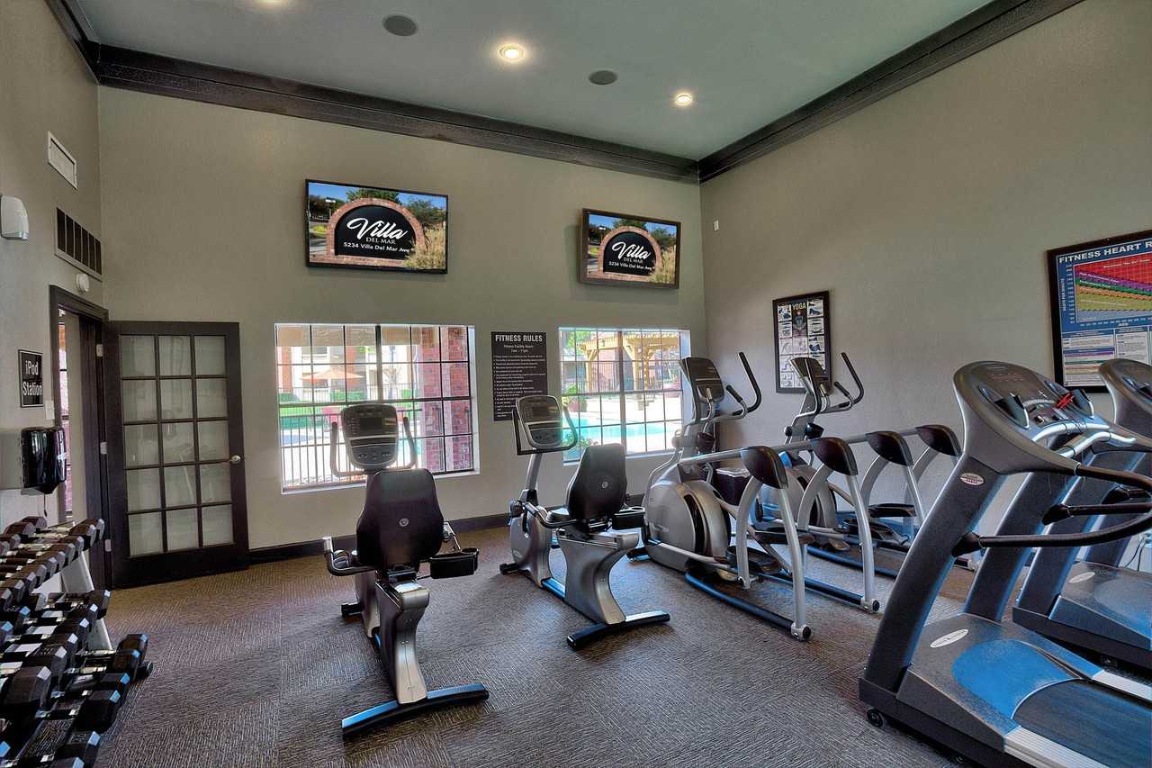 Villa Del Mar Apartments - Photo 2 of 50