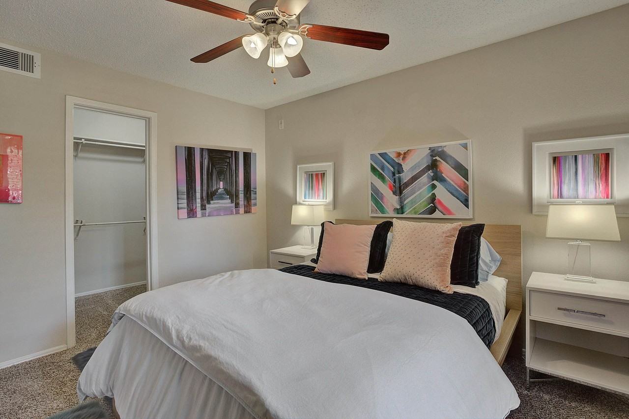 Villa Del Mar Apartments - Photo 4 of 50