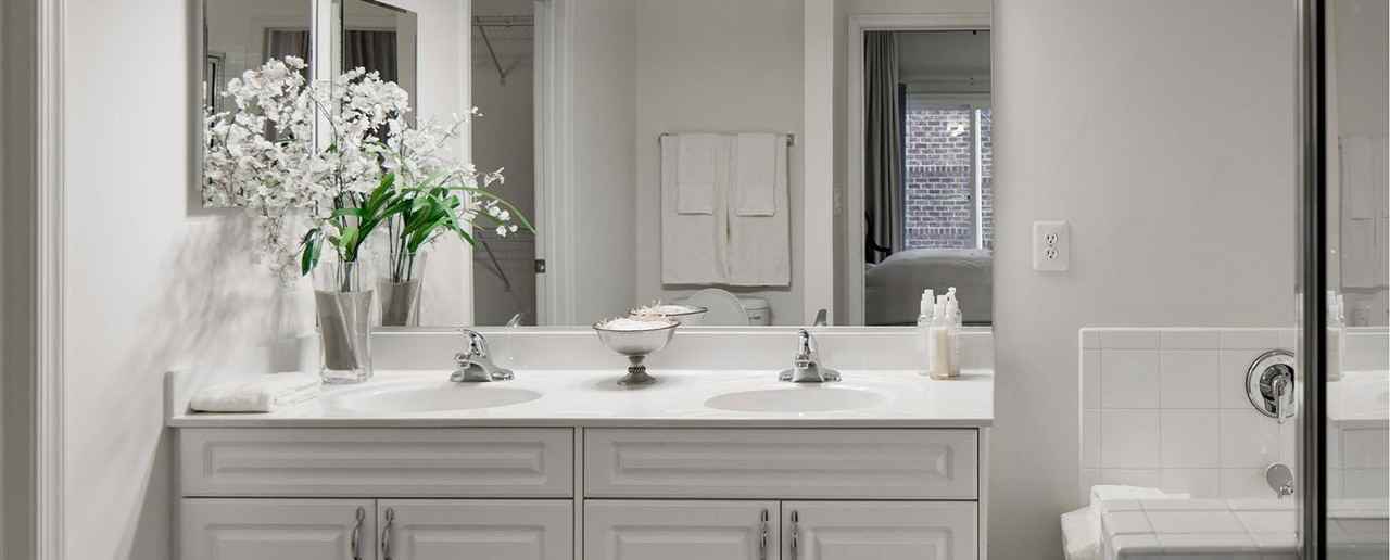 Greenwich Place Apartments - Photo 7 of 18