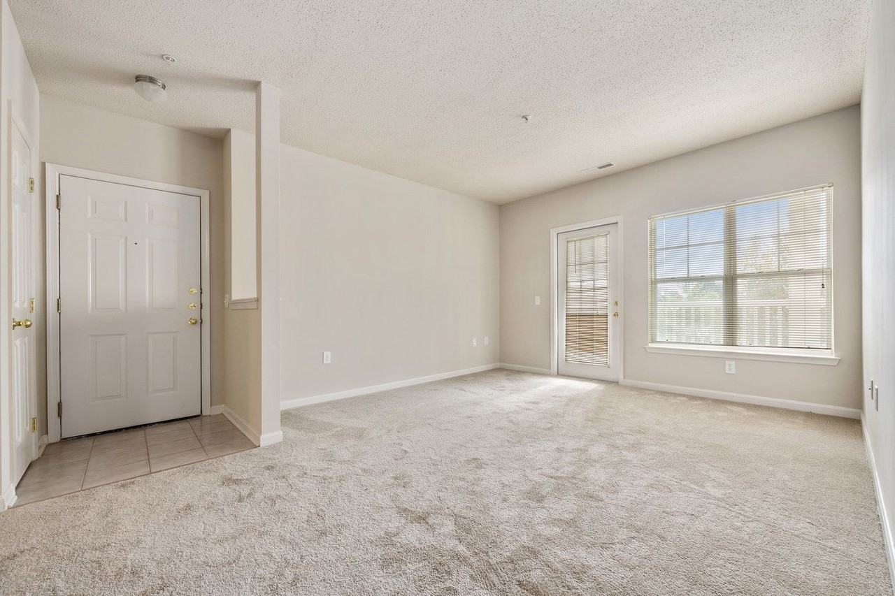 The Gateway Apartments - Photo 5 of 25