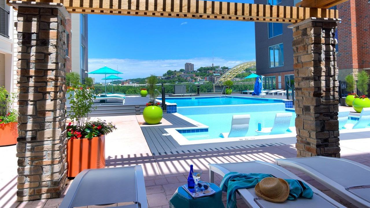 Aqua on the Levee - Photo 6 of 39