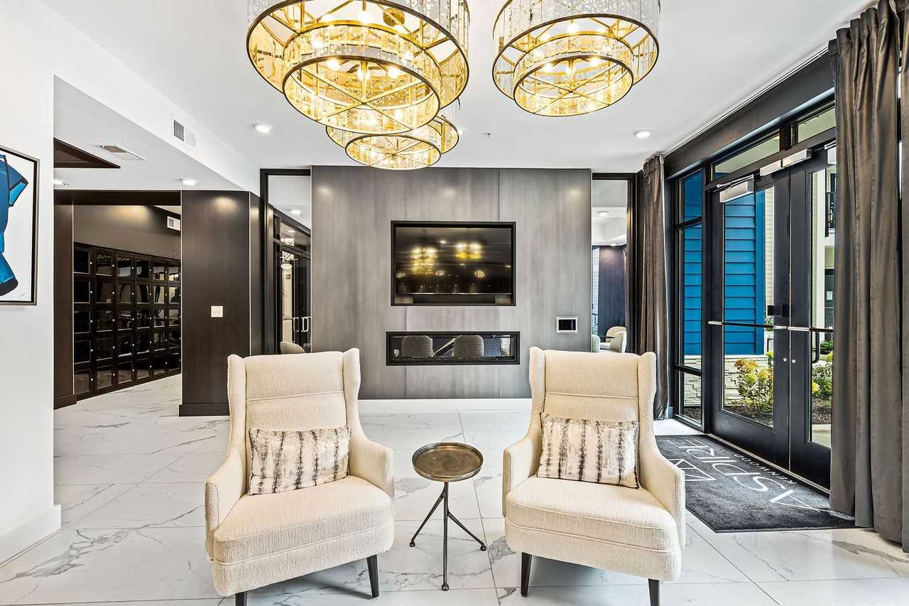 Aspire Kenwood Apartments - Photo 7 of 45