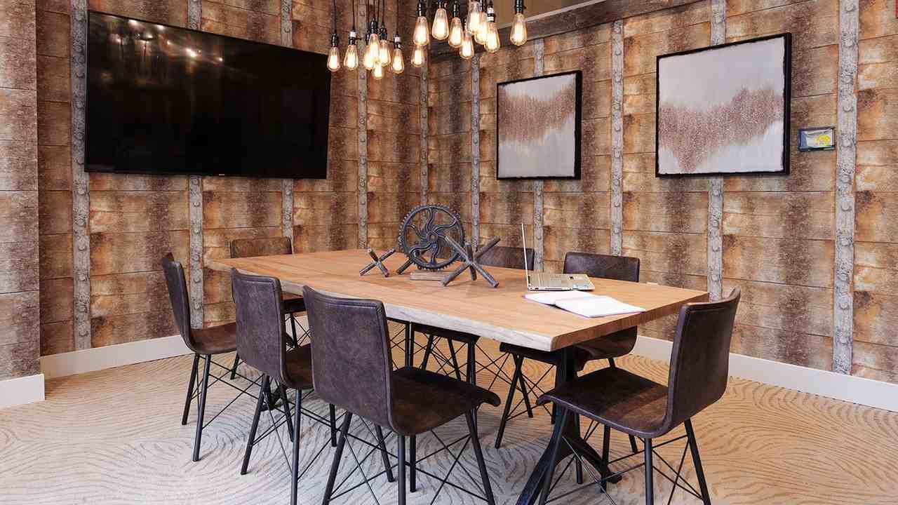 Edge on Four Apartments - Photo 7 of 35