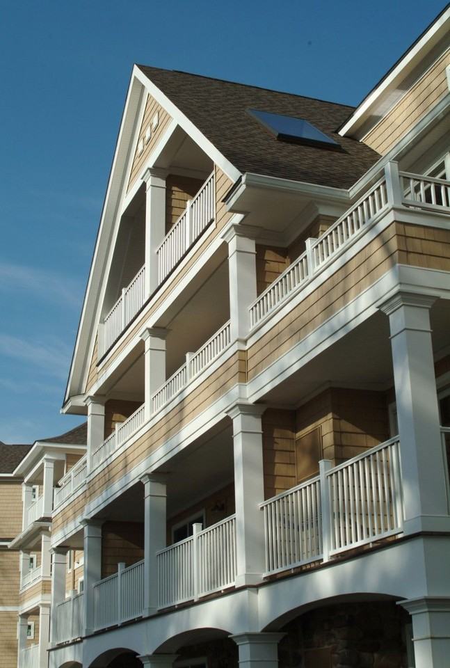 Greenwich Shore Apartments - Photo 2 of 19