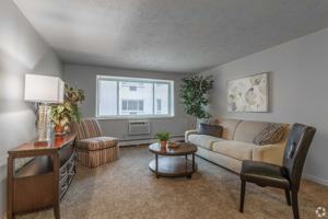 featured image of 39 Central Ave