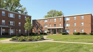 Ellacott Parkway Apartments - Photo 1 of 1