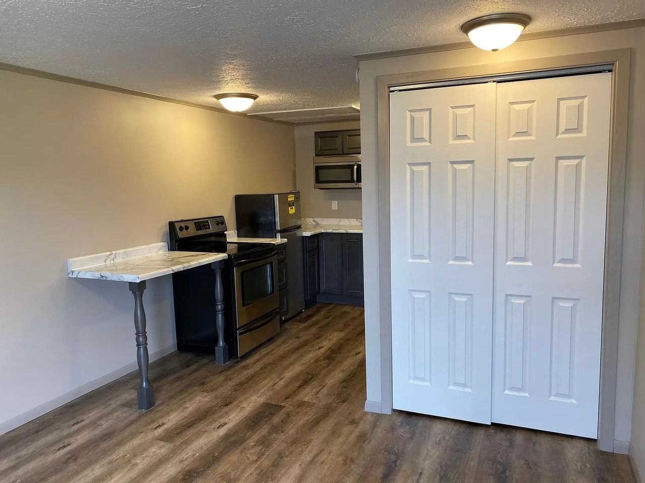 The Flats of Troy & PBMM Properties Apartments 455 Stonyridge Ave