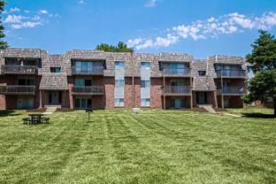 The Pines at Q Plaza Apartments - Photo 1 of 1
