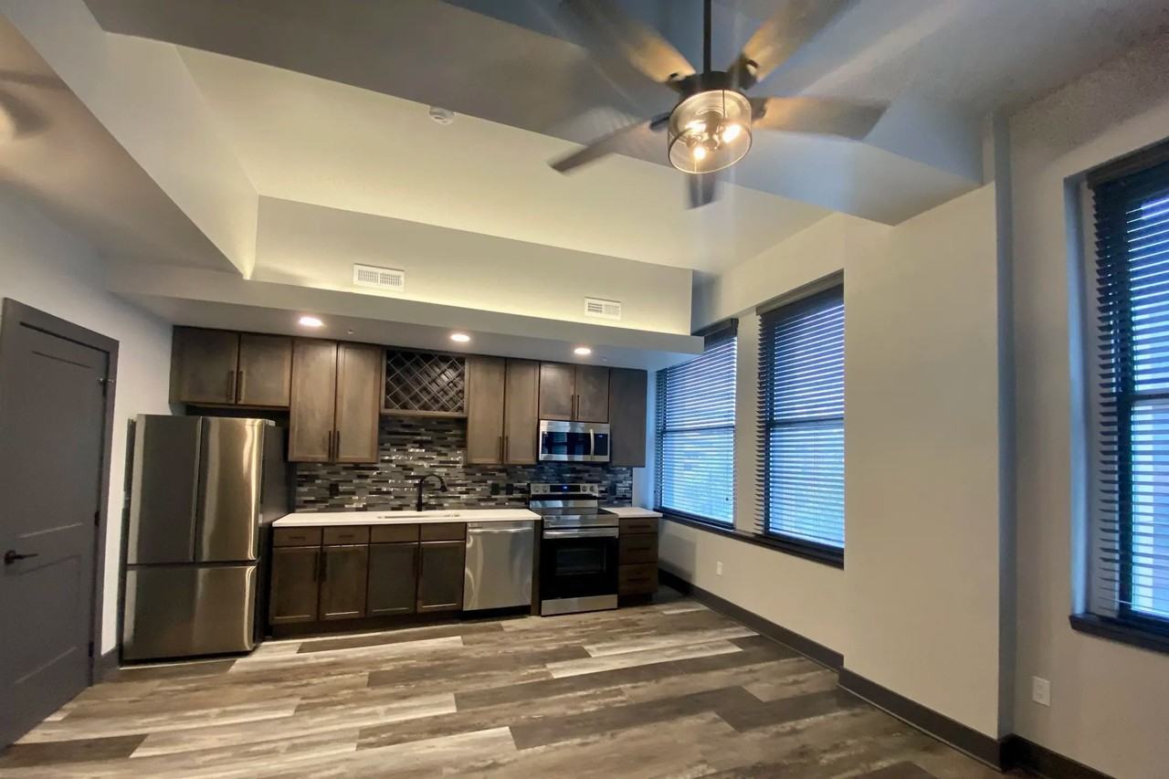 The Vibe Apartments - Photo 4 of 18