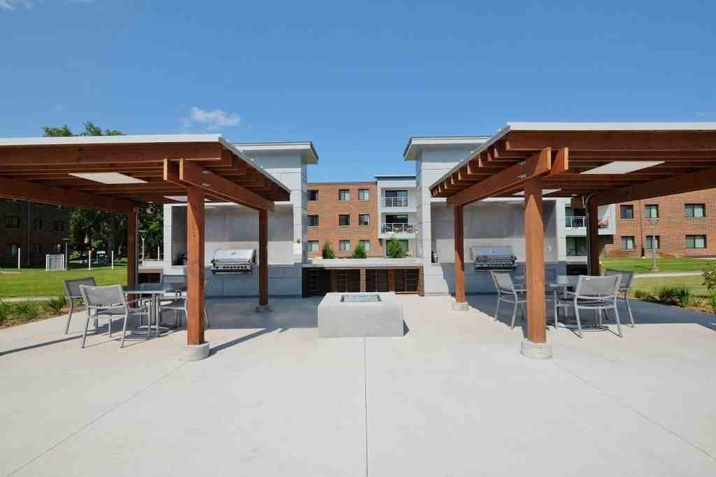 Shelard Village Apartments - Photo 4 of 35