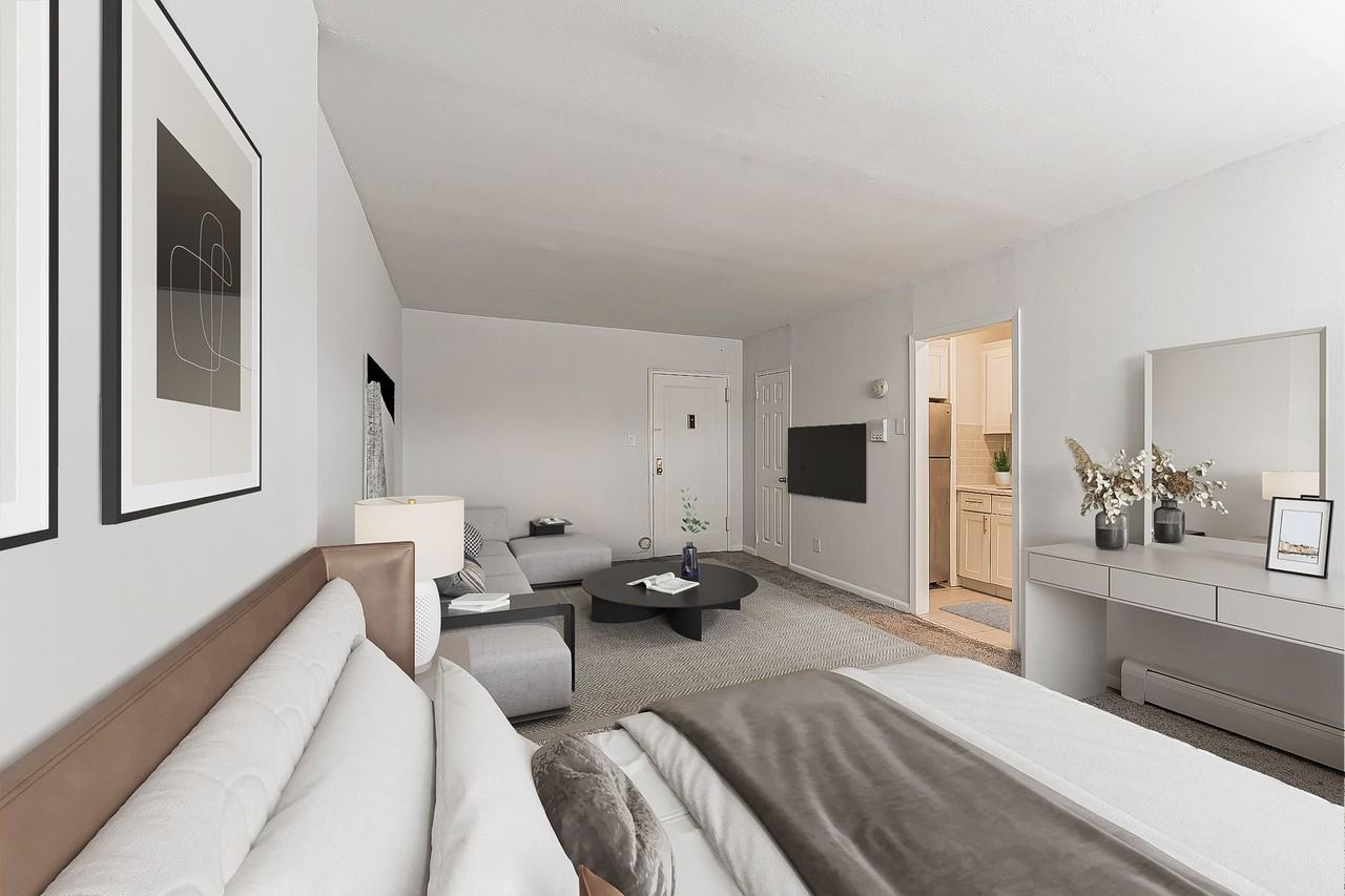 Bayview Apartments - Photo 2 of 11