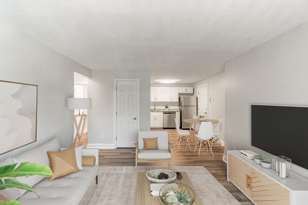 Eagle Rock Apartments at Manchester - Photo 2 of 25