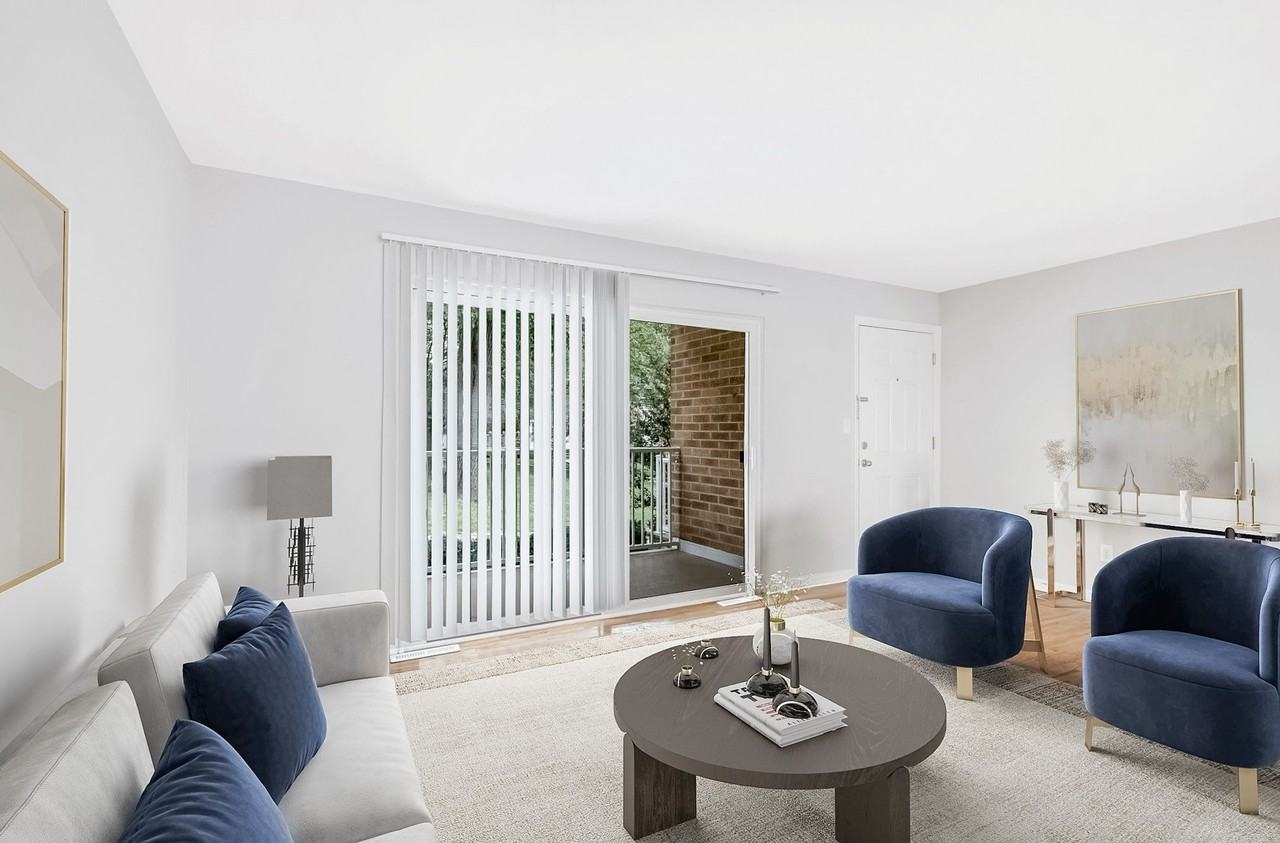 Eagle Rock Apartments at North Plainfield - Photo 6 of 32