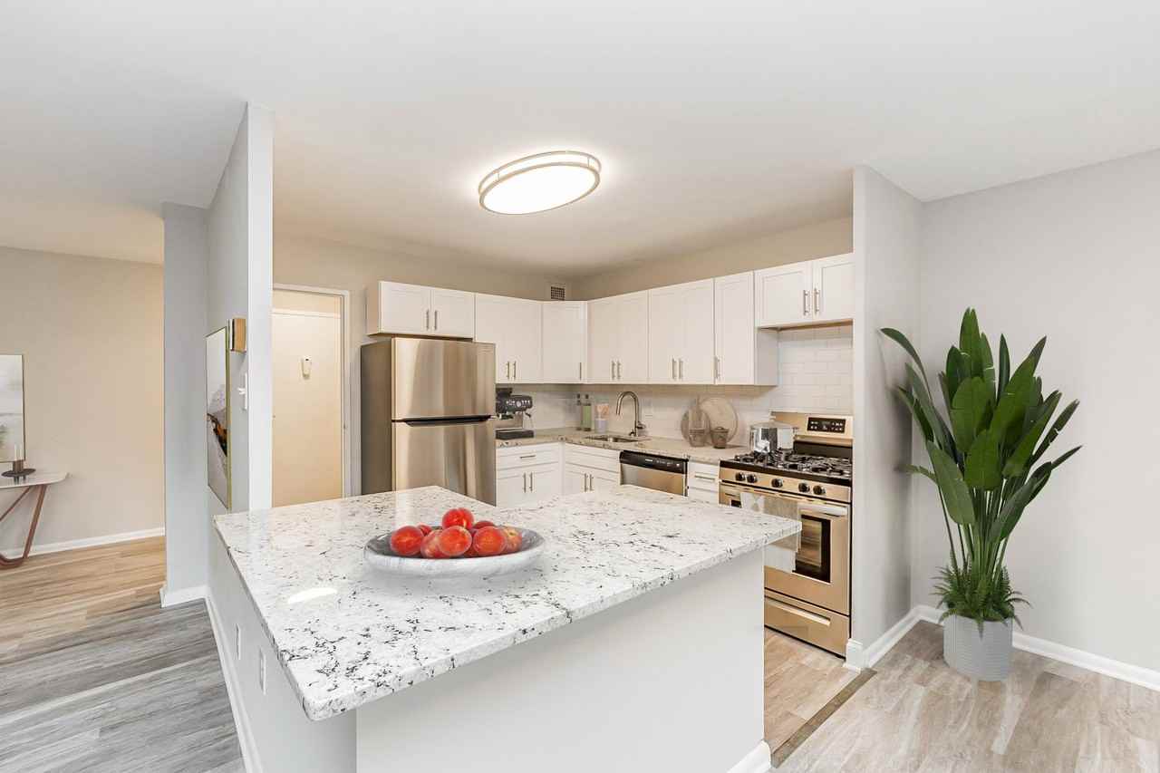 Merrill House Apartments - Photo 2 of 27