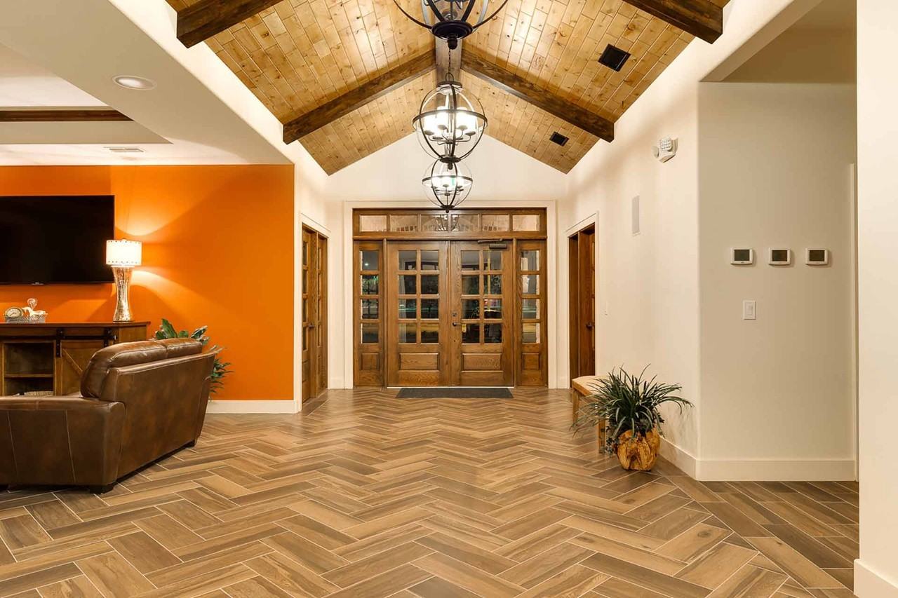 Villa Regale Apartments - Photo 3 of 49