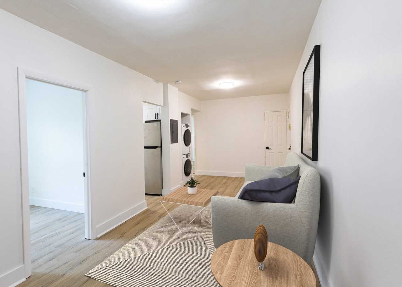 Hoyt Bedford Apartments - Photo 6 of 28