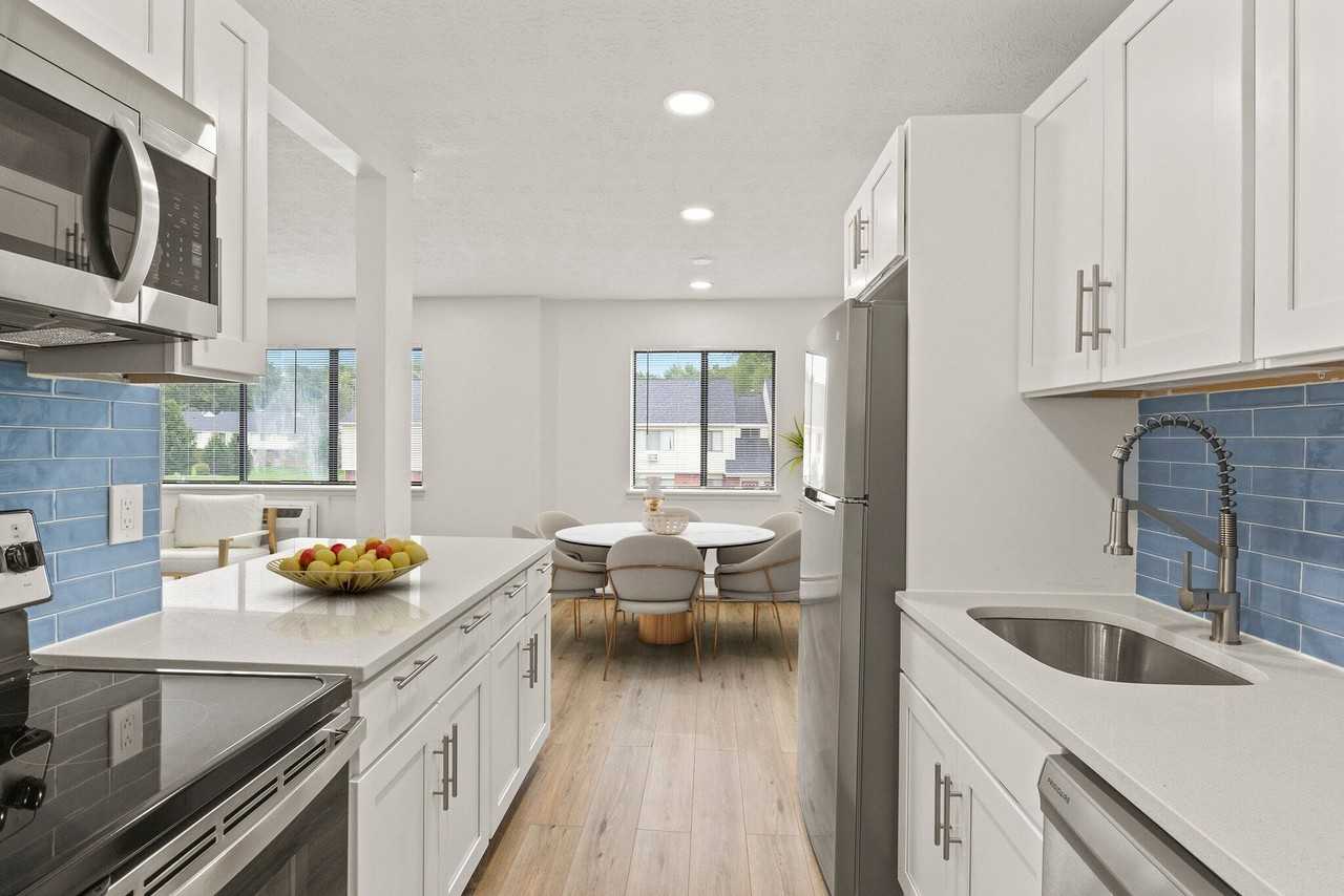 Little Creek Apartments - Photo 7 of 23