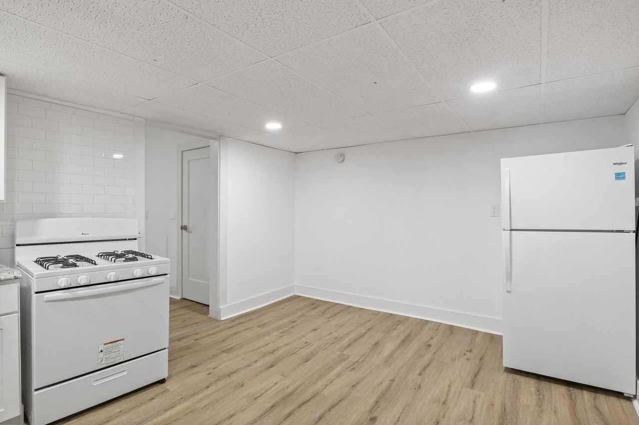 Rochester City Apartments - Photo 6 of 35